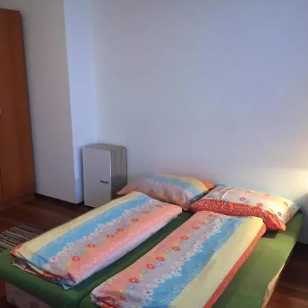 Hostel Fontana